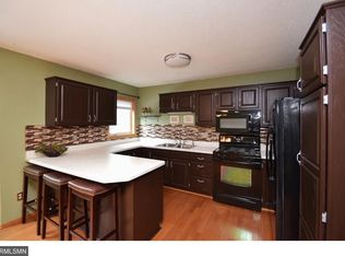 9854 Ilex St NW, Coon Rapids, MN 55433