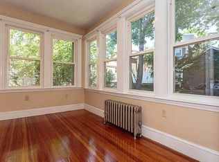 32 Harriet Ave #1, Belmont, MA 02478