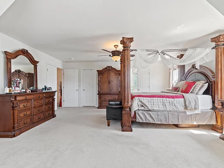 80 Sanctuary Ln — Photo 12
