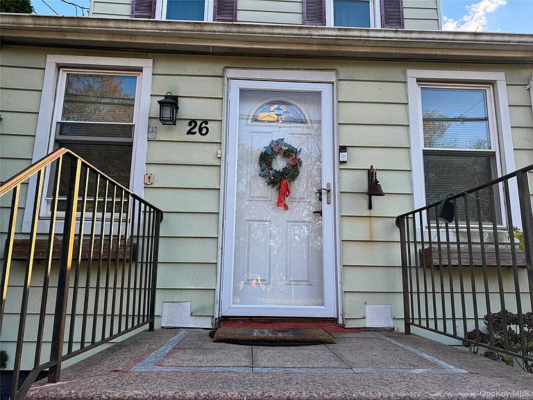 26 Parkside Dr — Photo 3