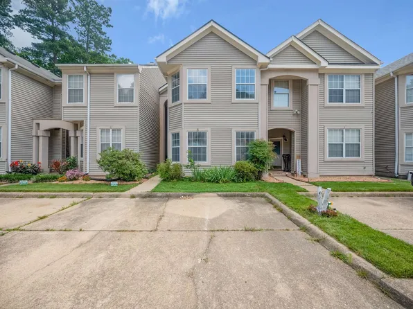 8 Springwood Pl, Hampton, VA 23666