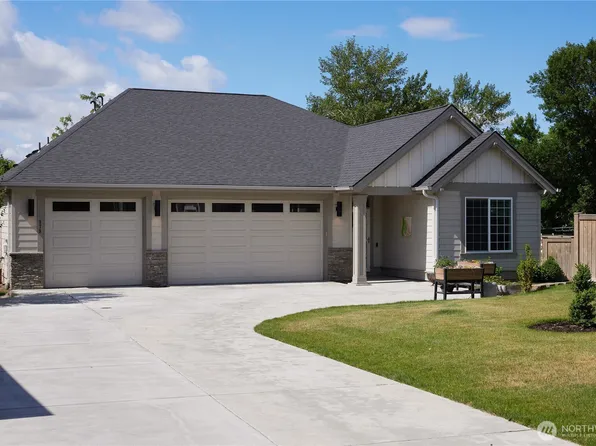 378 Chardonnay Ct, Walla Walla, WA 99362