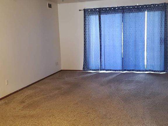 2nd image of 650 Kiwanis Dr #10670778