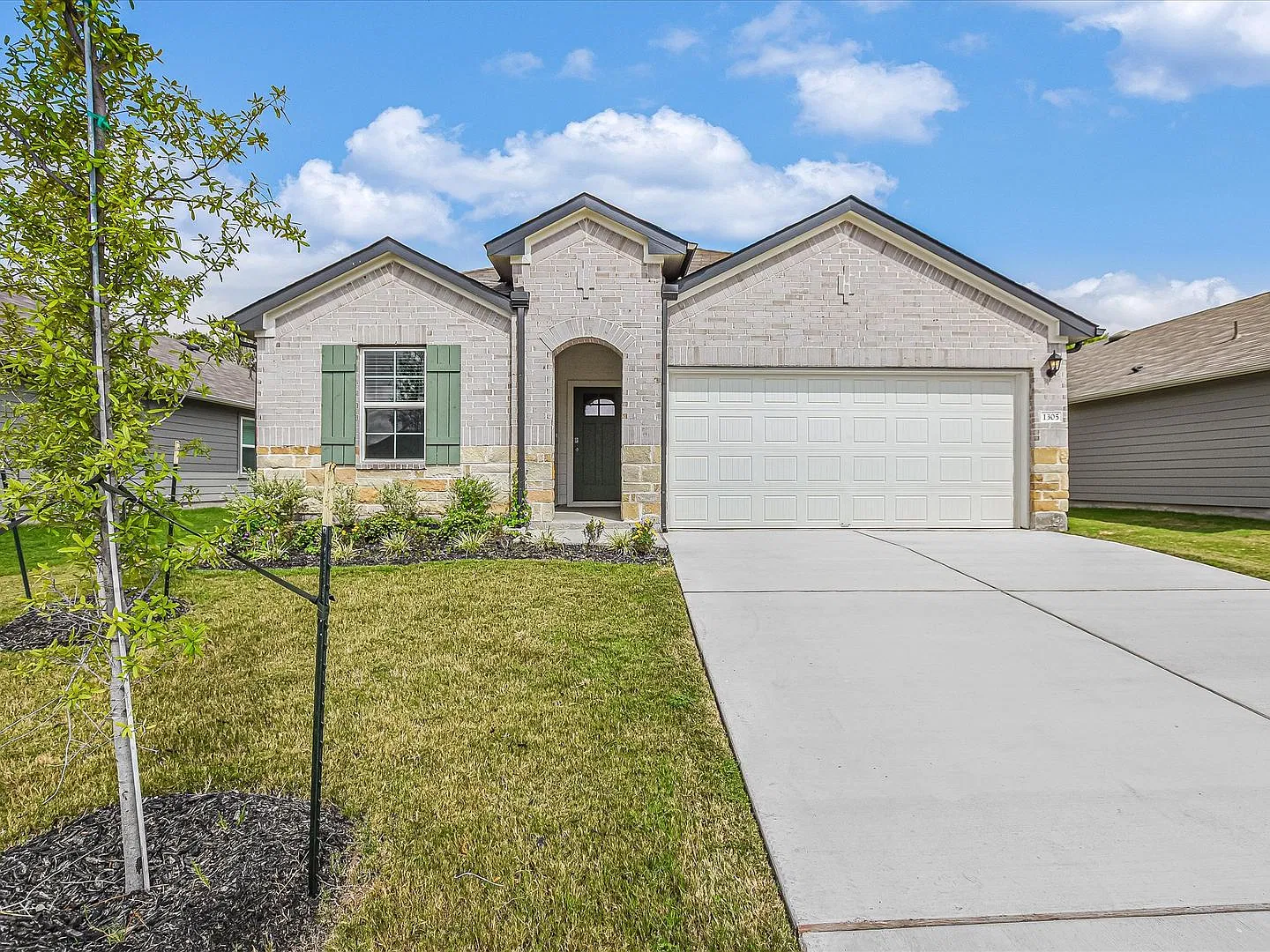 4 Br / 2.5 Ba - 1831 Sf One-Story Home- Vintage Springs, Lockhart! — Photo 3