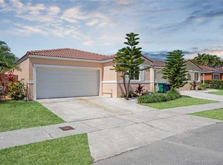 17382 SW 143rd Pl, Miami, FL 33177