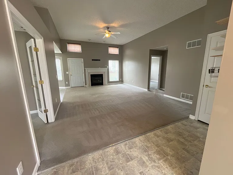 435 Vanderbuilt St — Photo 3