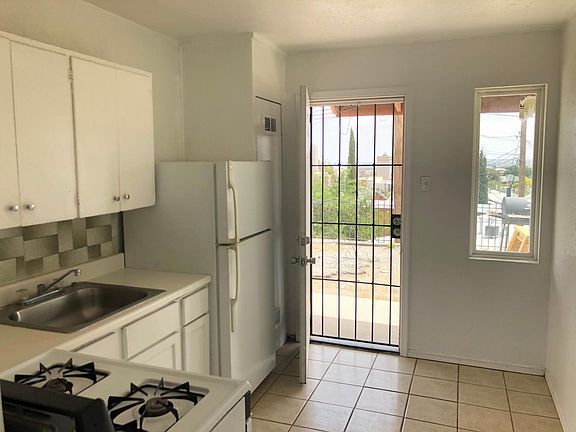 Kitchen with patio door