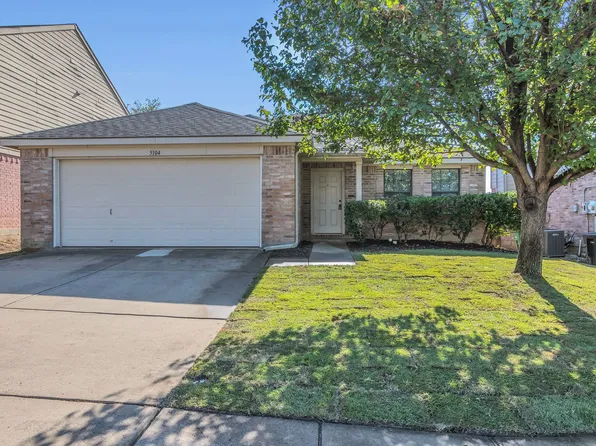 5104 Raymond Dr, Fort Worth, TX 76244