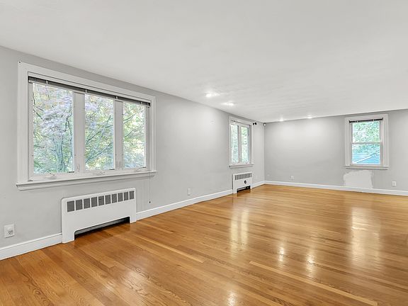 5th image of 12 Watertown St