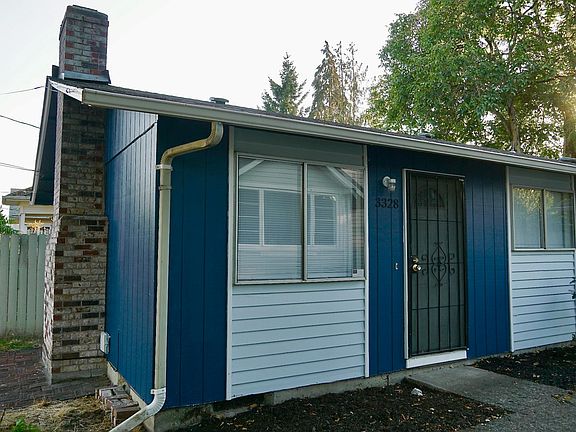 4th image of 3328 L St #3328