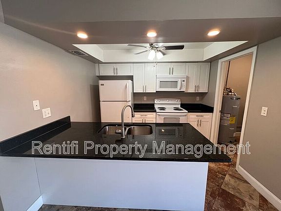 4th image of 2333 SE 6th Ln APT B