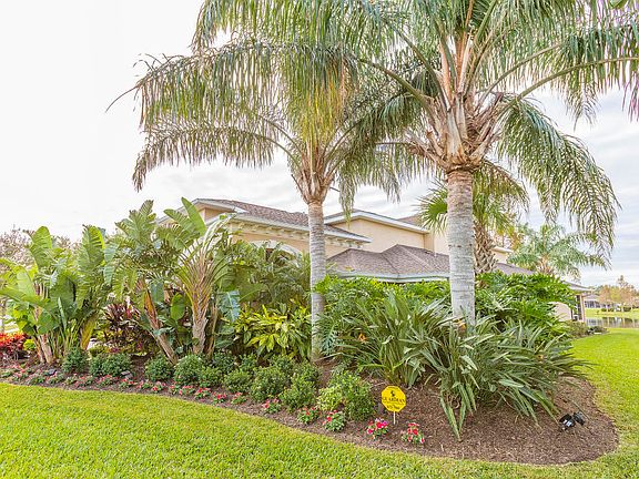 2nd image of 1308 Coconut Palm Cir