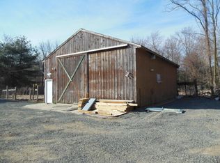 319 Oak Glen Rd, Howell, NJ 07731