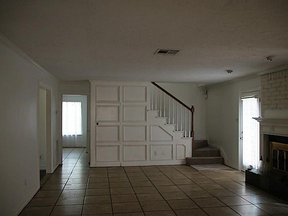2nd image of 4723 Geneva Dr