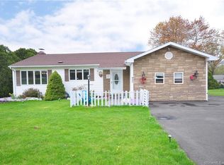 985 Maple St, Wethersfield, CT 06109