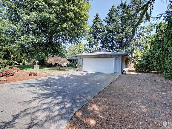 2nd image of 901 SE 119th Avenue
