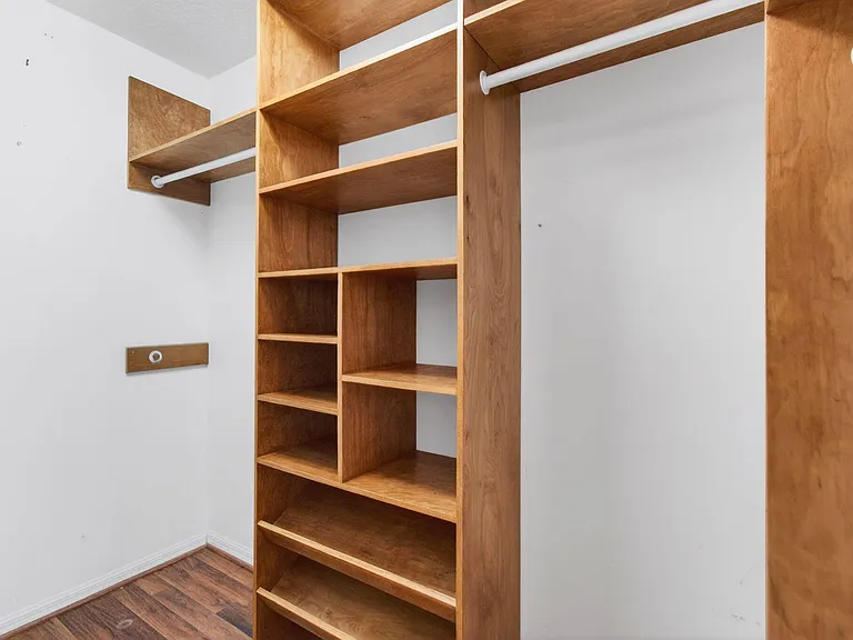 7848 Travlers Tree Dr — Photo 30