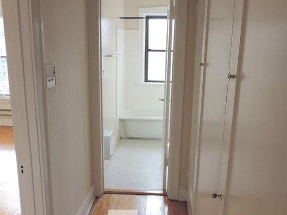 2nd image of 1305 Oak Ave #10251W