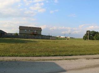 1306 N 4th St E, Louisburg, KS 66053