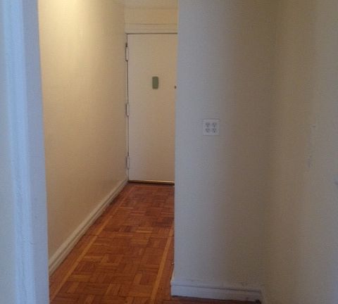 4th image of 19 Cumming St APT 3G
