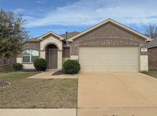 2421 Opaline Dr, Little Elm, TX 76227