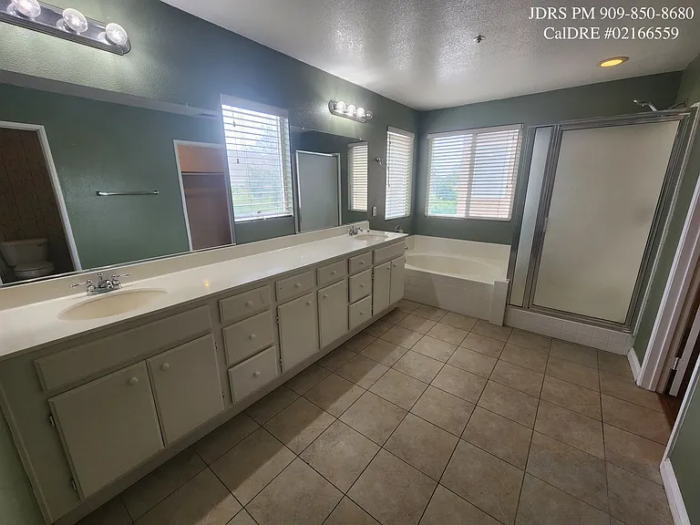 15752 Home Ct — Photo 14