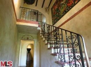 429 N Orange Dr, Los Angeles, CA 90036