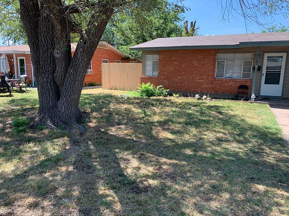 2nd image of 3107 Curtis Dr
