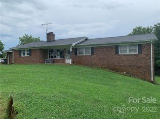 106 Brunet Dr, Casar, NC 28020