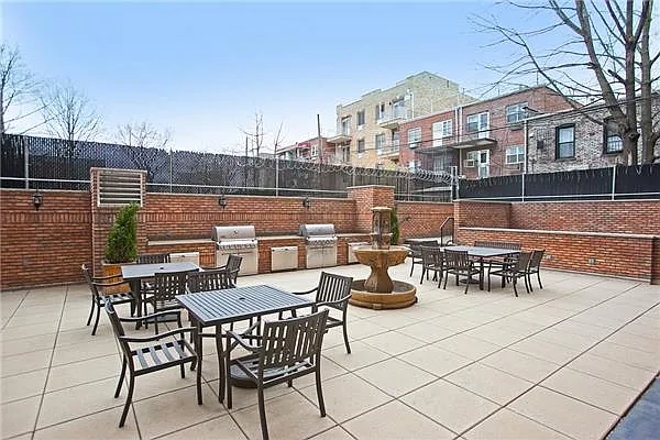 Sold by Compass | media 9