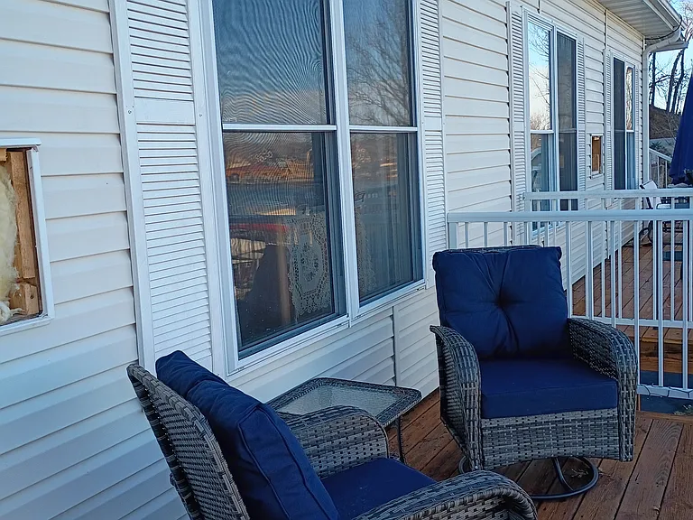 195 Gardenia Cir — Photo 3