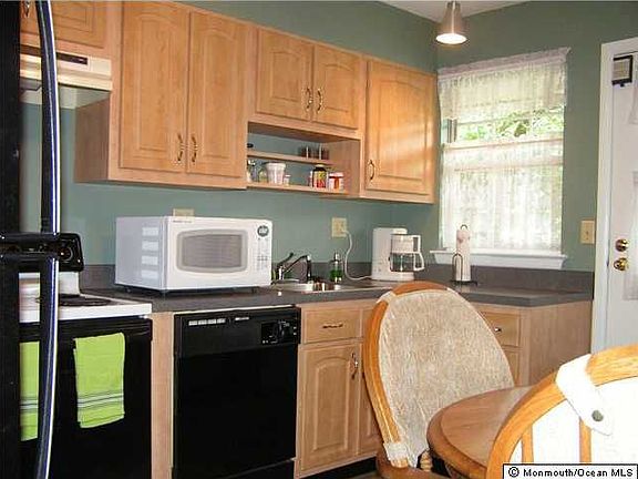 4th image of 101 Buckingham Dr