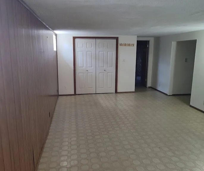 8431 Franklin St — Photo 21