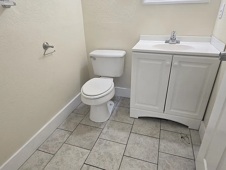 1313 White Pine Dr — Photo 7