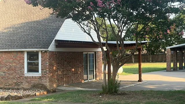 13980 Red Wood Cir S — Photo 25
