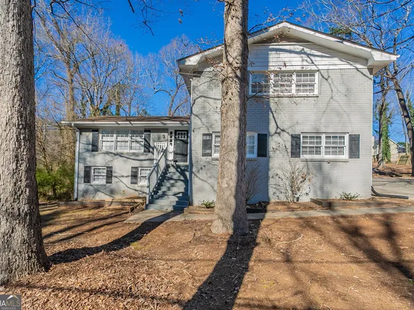 2668 Woodfen Dr, Ellenwood, GA 30294