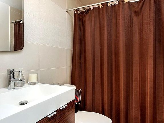 4th image of 250 W 88th St APT 308
