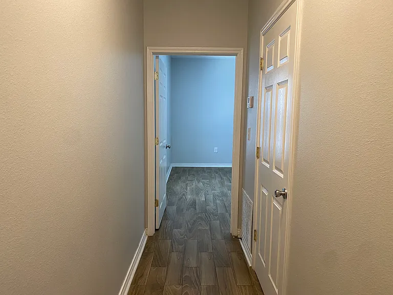 2301 Midwestern Pkwy #112B — Photo 14