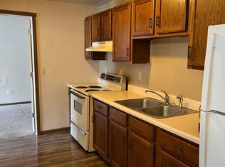 1030 Walnut St #3, Dubuque, IA 52001