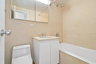 Rented by 165 E 66 Street Residential Owner LLC