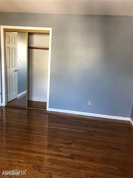 2nd image of 76 Fulton St APT 5