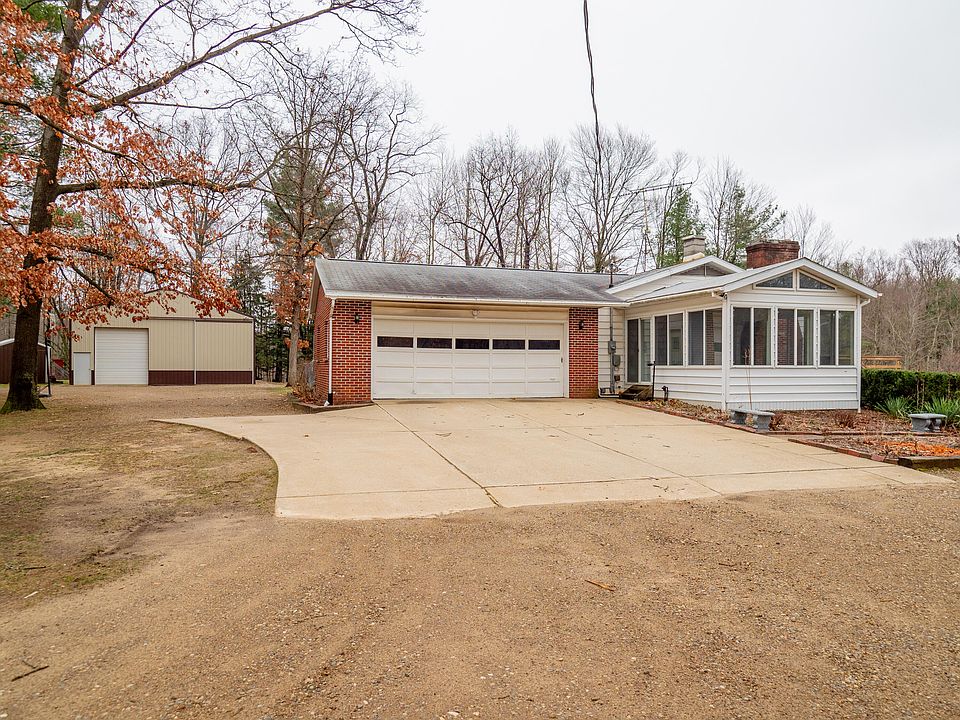 31861 42nd Ave, Paw Paw, MI 49079 Zillow