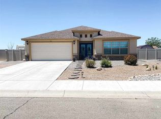 38 Positano Loop, Roswell, NM 88201