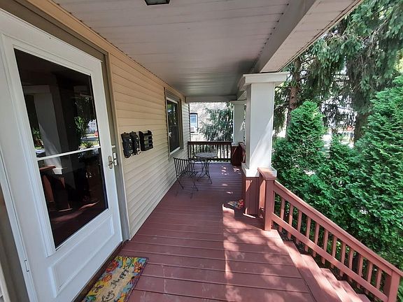 3rd image of 7707 Wilcox St #1