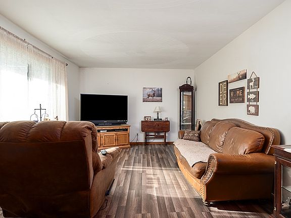 3rd image of 1197 Mayfair Dr