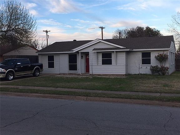 4th image of 1102 Oriole Blvd