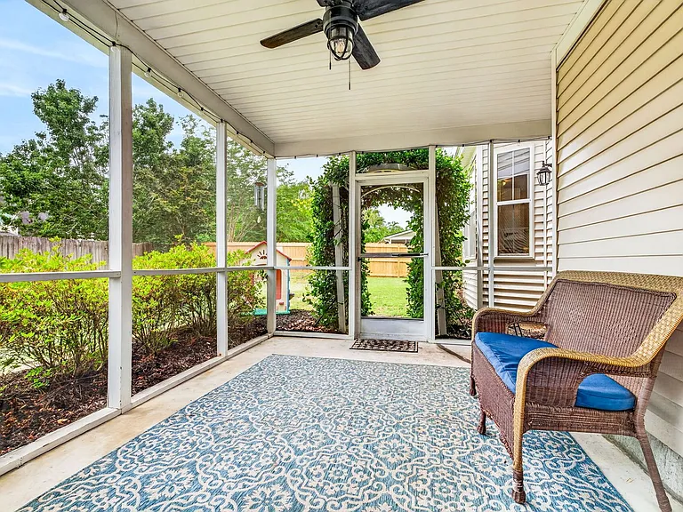 5410 Barnsley Dr — Photo 35