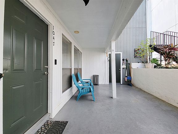 4th image of 781 Country Place Dr APT 1047