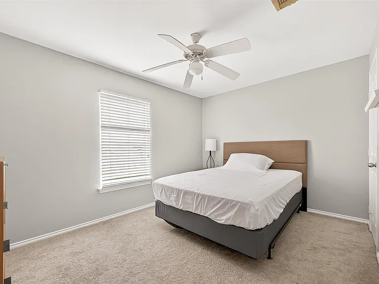 25507 Lyon Springs Ct — Photo 41