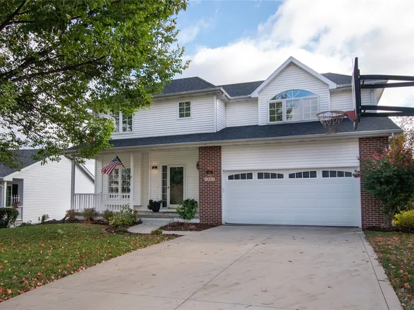 4332 Ashley Park Dr, West Des Moines, IA 50265